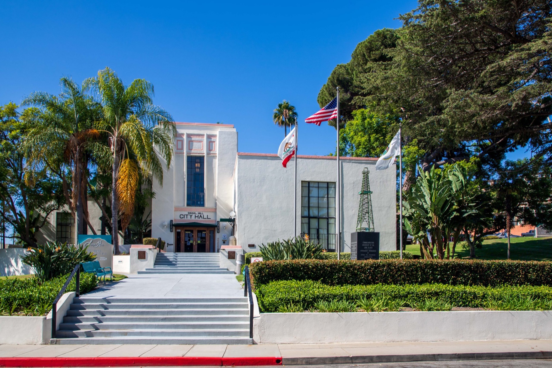 Signal Hill City Hall